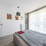Elite -chic Serenity With Ac In A Free Park Zone Apartment Budapest