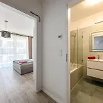 公寓 Elite -chic Serenity With Ac In A Free Park Zone 布达佩斯